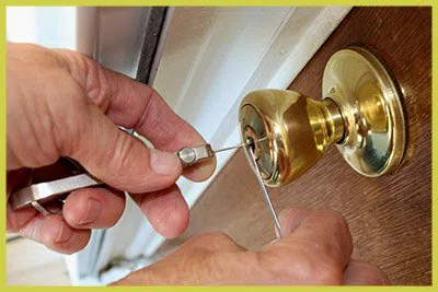 South Easton Locksmith Store South Easton, MA 508-217-3333 - 2-lockout