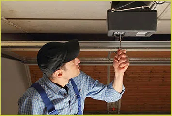 South Easton Locksmith Store South Easton, MA 508-217-3333 - garage-door-repair